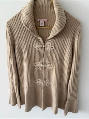 Qi Cashmere Asian Inspired Tan Cardigan with Frog Knot Closures. Size Medium.